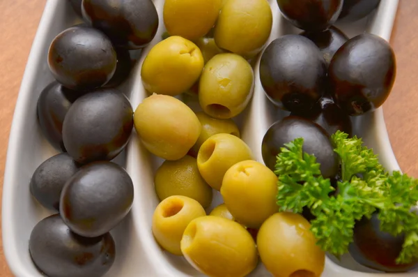 Оливковый и масленичный — стоковое фото