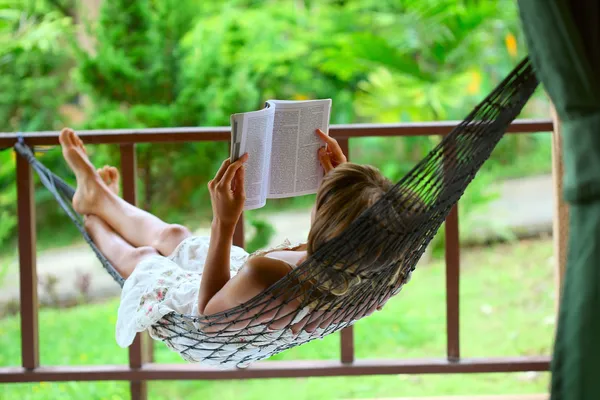 Woman on rest — Stock Photo, Image