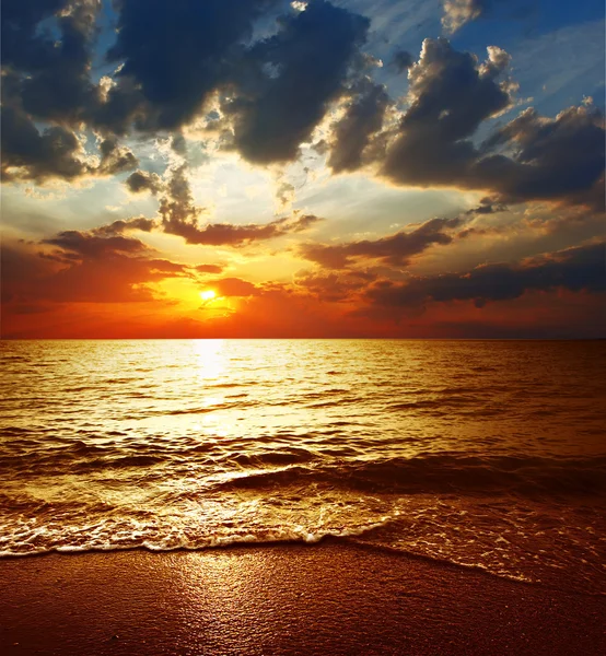 Sunset over sea — Stock Photo, Image