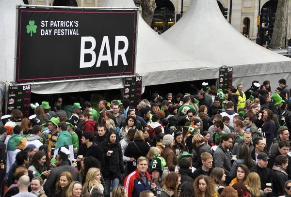 St Patricks day parade och festival i london, den 18 mars, 2012 — Stockfoto