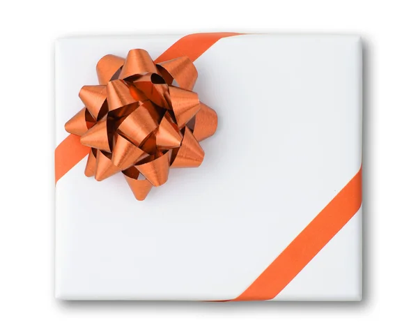 Stella arancione e nastro trasversale su scatola di carta bianca — Foto Stock