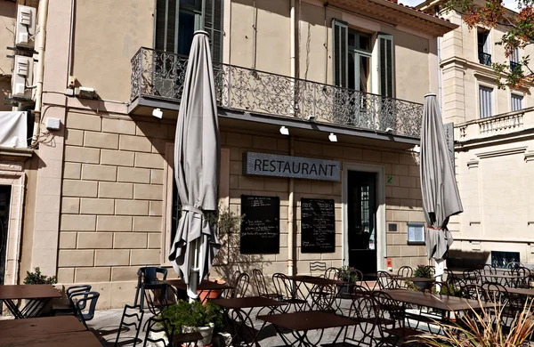 Facade of a french restaurant — Stock Photo, Image