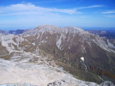 Vahşi dağ Caucasus