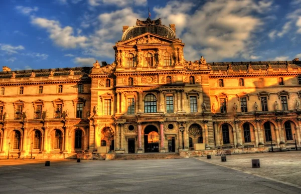 루브르 박물관, 파리, 프랑스 — 스톡 사진