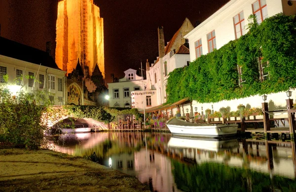 Bruges, belgium-éjjel — Stock Fotó