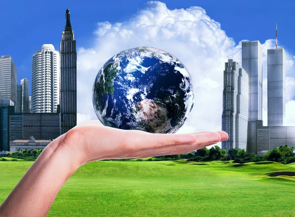 Planeet in handen. ecologie concept — Stockfoto