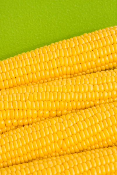 Кукуруза в початках — стоковое фото