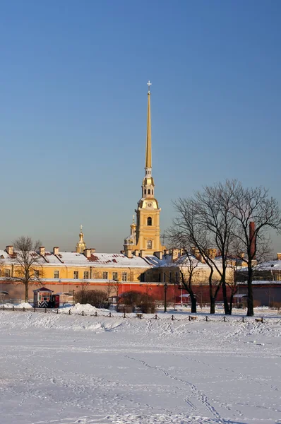 A fortaleza de Pedro e Paulo em São Petersburgo — Fotografia de Stock