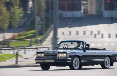 ZIL-115V