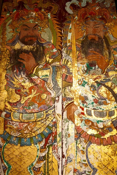 Konst på kinesiska kyrkan dörr — Stockfoto