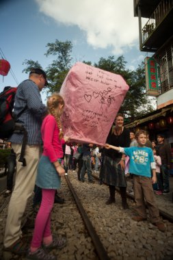 ışıkların yeni taipei pinghsi günü Festivali