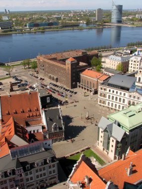 Kent Konseyi Meydanı ve Daugava