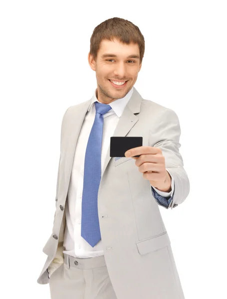 クレジット カードを持ったビジネスマン — ストック写真