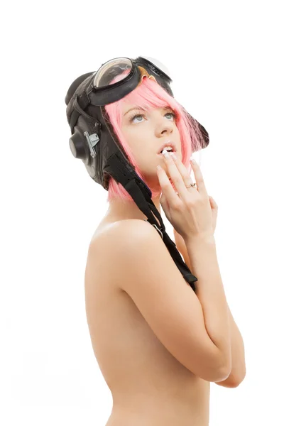 Topless menina de cabelo rosa no capacete aviador — Fotografia de Stock