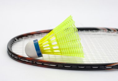 Badminton Raket ve raketle