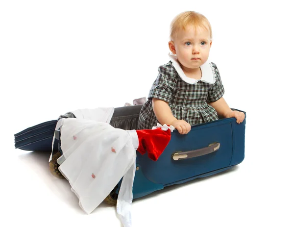 Bebé en la maleta — Foto de Stock