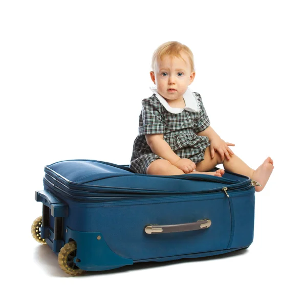 Dítě na kufr — Stock fotografie
