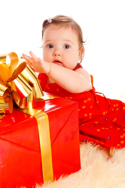 선물 상자와 아기 — 스톡 사진