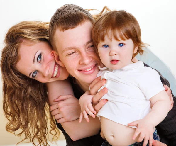 両親と自分の赤ちゃん — ストック写真