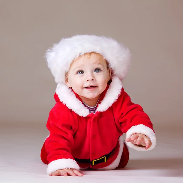 Crawling bebé de Navidad —  Fotos de Stock