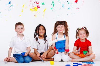 Children with paintbrushes clipart