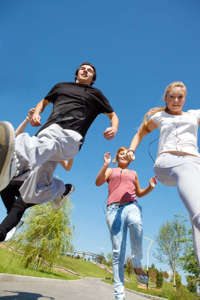 Students running — Stock Photo, Image