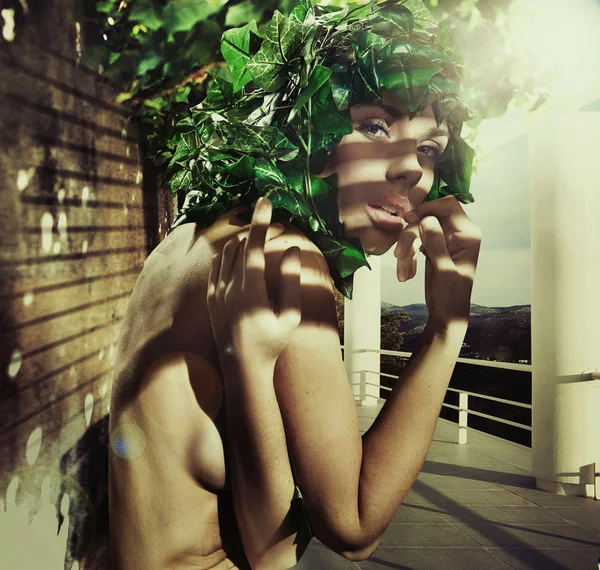 Retrato de una mujer desnuda — Foto de Stock