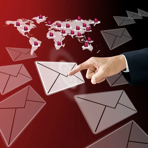 Επιχειρηματίας push mail από τον πελάτη — Φωτογραφία Αρχείου