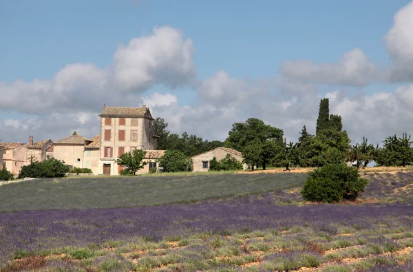 Vesnice vesničanů v Provence — Stock fotografie