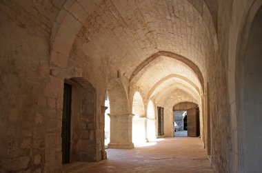Abbaye Saint Hillaire clipart