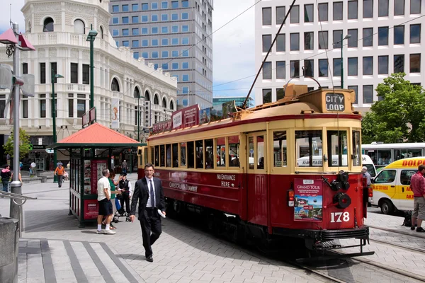 Christchurch tramvaje na náměstí s katedrálou — Stock fotografie