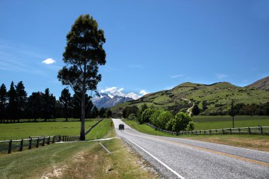 Country road between Queenstown and Glenorchy clipart