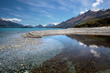 lake wakatipu bankalar queentown ve glenorchy arasında