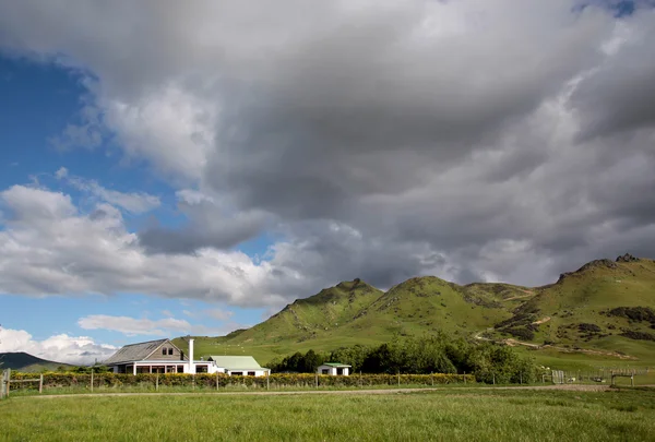 Farm house in Southland, New Zealand — Stock Photo, Image
