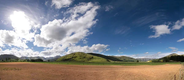 Terreni agricoli vicino a Mossburn tra Queenstown e Te Anau — Foto Stock