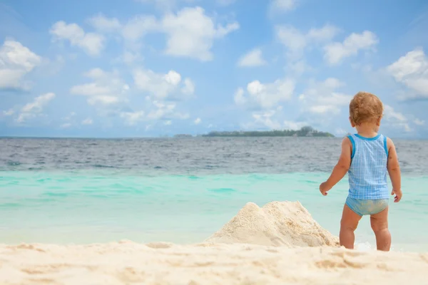 Kid, summer, beach sandbox — Stock Photo, Image