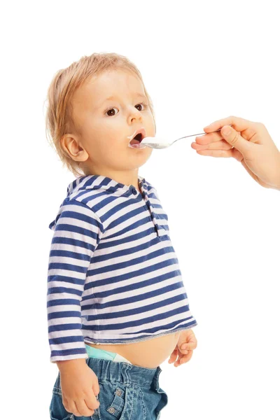 Toddler beslenme — Stok fotoğraf