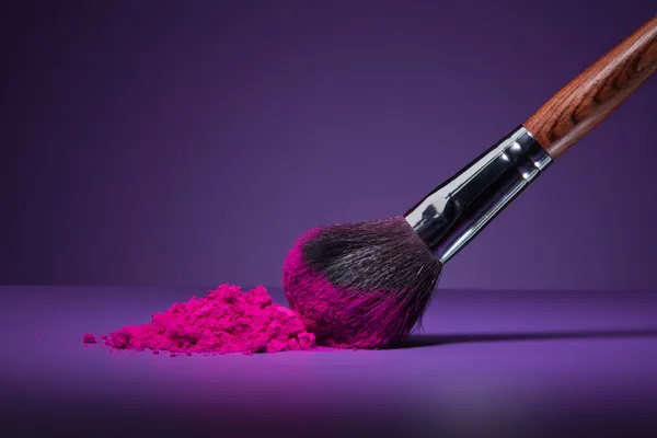 Brush and face powder — Stock Photo, Image