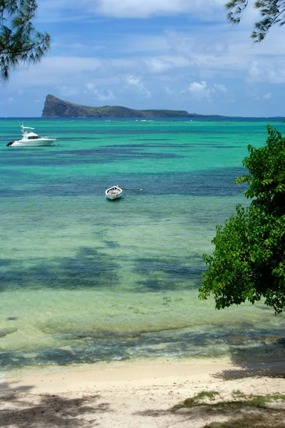 Portrait view of Gunner's Quoin island, Mauritius. — Stock Photo, Image