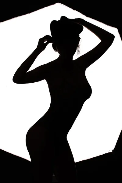 Silhouette élégante belle femme dansant — Photo