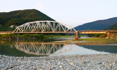 dağ Nehri Köprüsü