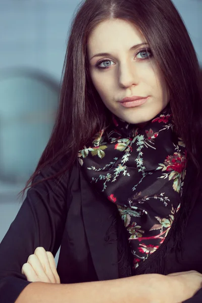 Closeup mooie brunette vrouw portret — Stockfoto