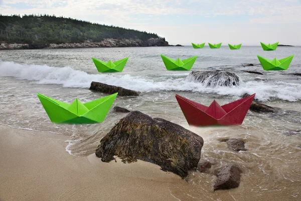 Green paper boats with one red — Stock Photo, Image