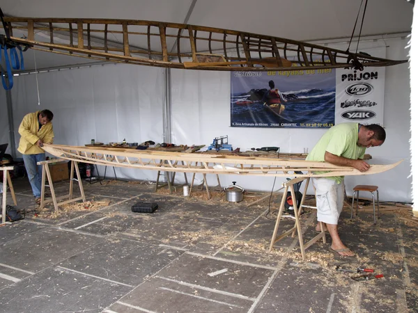 ผู้สร้างเรือคายัค — ภาพถ่ายสต็อก