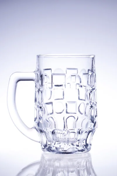 Taza de cerveza vacía — Foto de Stock