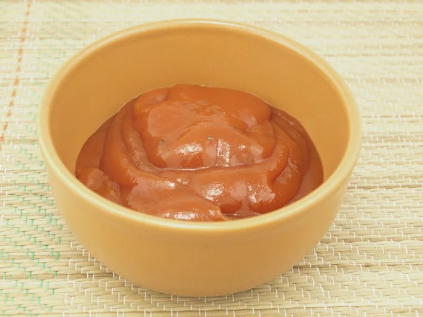 Piatto con ketchup — Foto Stock