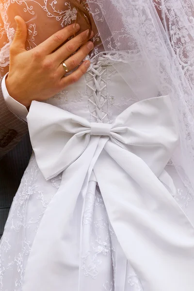 Fechar o vestido de noiva — Fotografia de Stock