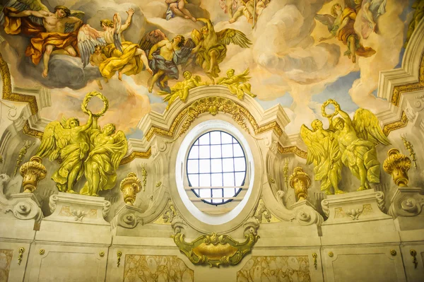 Detalle del fresco en la iglesia de San Carlos (Karlskirche) i — Foto de Stock
