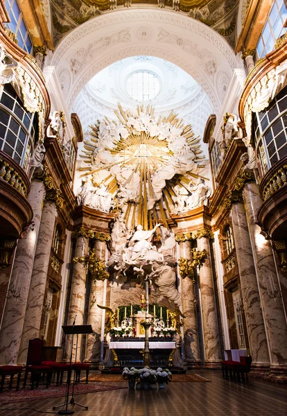 Oltář v kostele st. charles — Stock fotografie