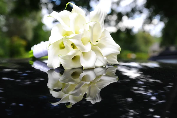 stock image Beautiful calla lilies bouquet